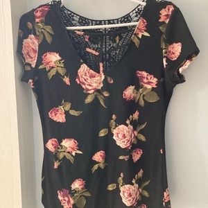 Rose shirt